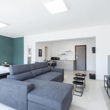 Hip And Fun Apt B Афины Экстерьер фото