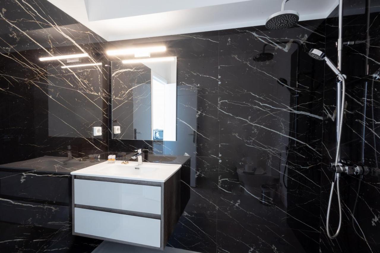 Hip And Fun Apt B Афины Экстерьер фото