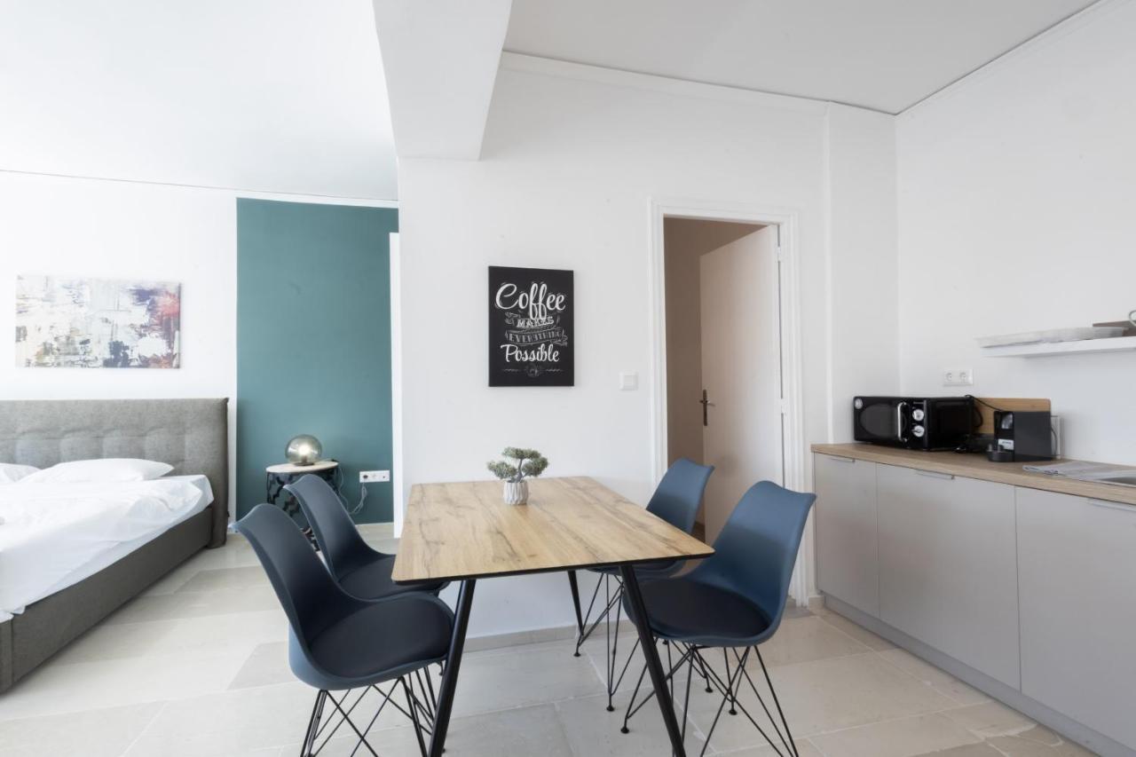 Hip And Fun Apt B Афины Экстерьер фото